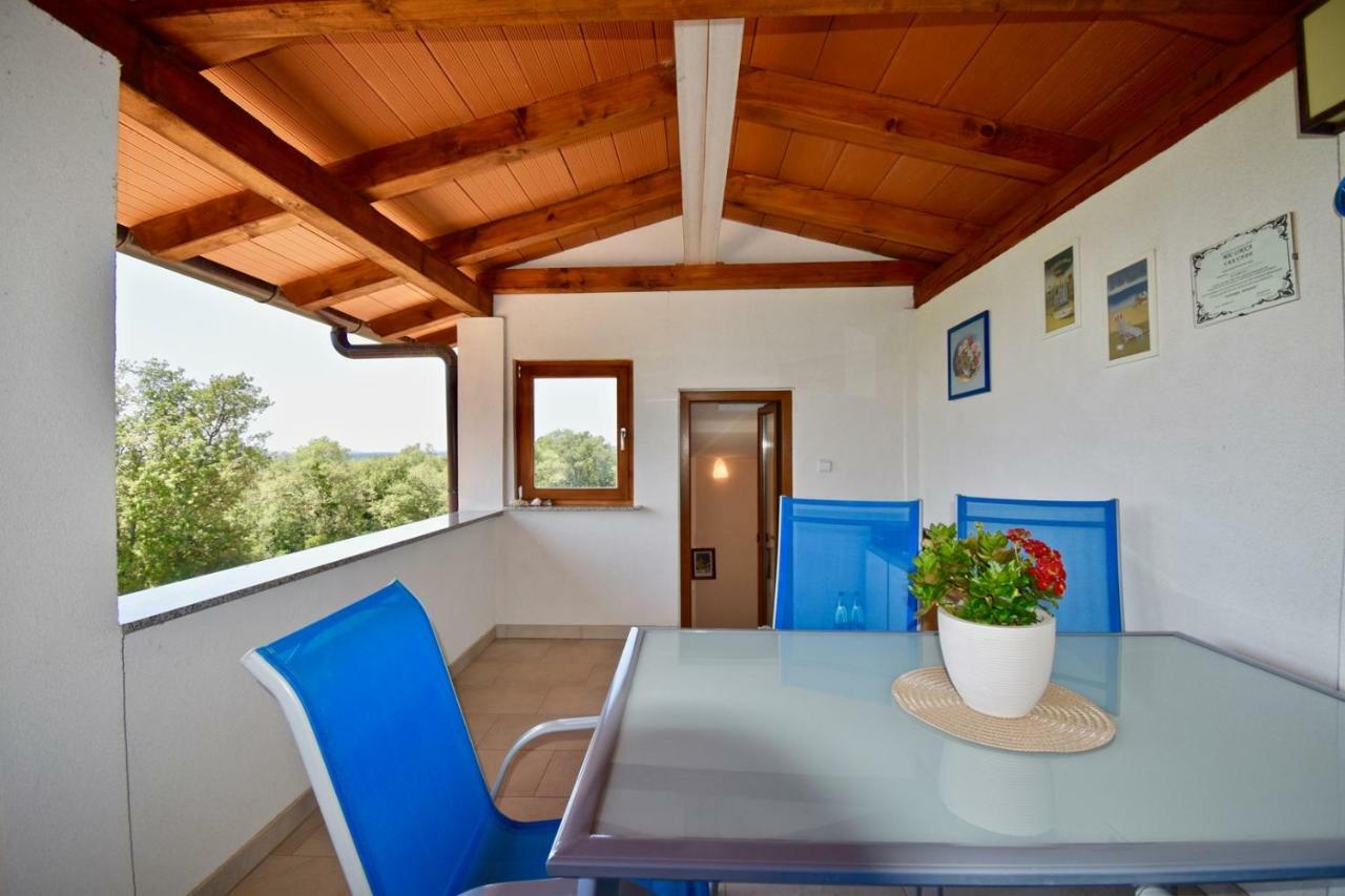 מדולין Relaxing Holiday House With Terrace Sea View מראה חיצוני תמונה